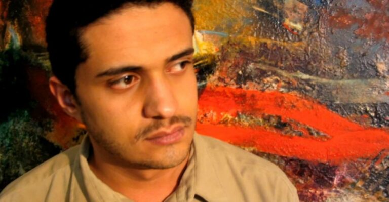 Threat of 800 lashes hangs over Palestinian poet in Saudi jail